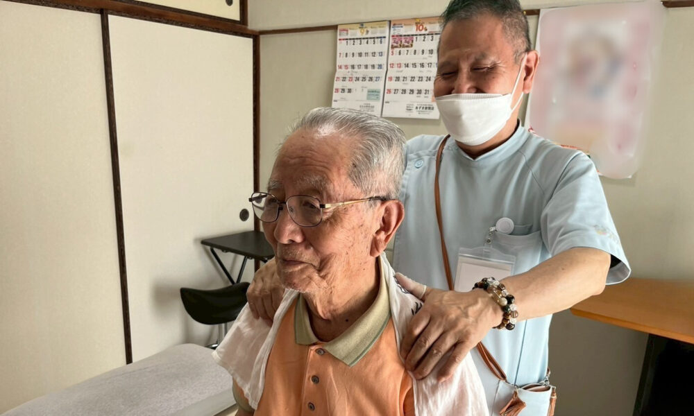 ab26113a-2f69-4541-ac46-9314fad34235